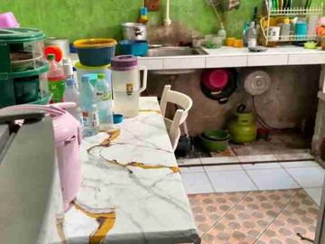 DI JUAL CEPAT RUMAH STRATEGIS PAS PINGGIR JALAN