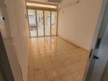 Palm Residence Summarecon Bekasi – Rumah 2 Lantai Full Furnished, Sewa Rp75 Juta/Tahun