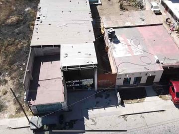 Propiedad comercial 600m2 con bodega y casa