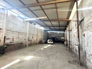 Propiedad comercial 600m2 con bodega y casa