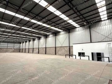 bodega Industrial en Renta