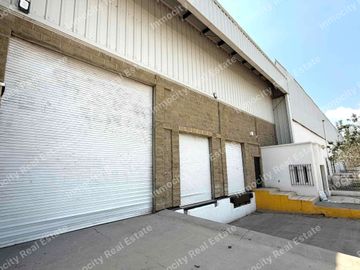 bodega Industrial en Renta