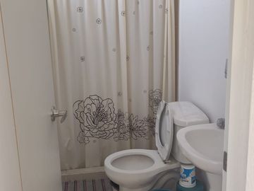Casa en venta con terreno excedente en esquina en Corregidora
