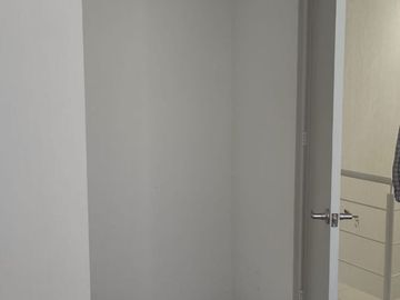 Casa en venta con terreno excedente en esquina en Corregidora