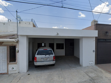 Casa en venta en Saltillo, Col. Amistad II