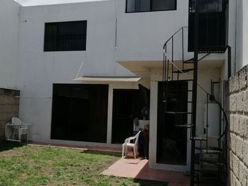 CASA RESIDENCIAL EN TEJEDA