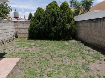 CASA RESIDENCIAL EN TEJEDA