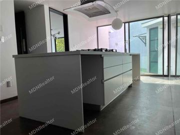 Casa en venta en Lomas de Tecamachalco.
