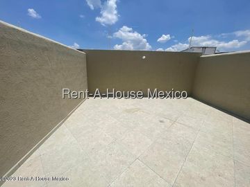 Casa en Venta en Zákia | Condominio con Alberca y Gimnasio JPC2576