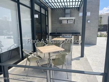 Casa en Venta en Zákia | Condominio con Alberca y Gimnasio JPC2576