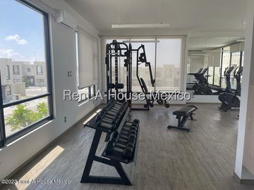 Casa en Venta en Zákia | Condominio con Alberca y Gimnasio JPC2576