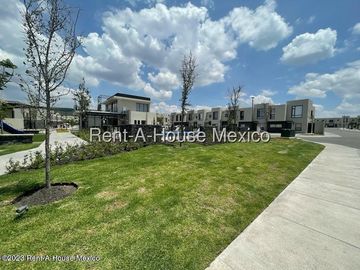 Casa en Venta en Zákia | Condominio con Alberca y Gimnasio JPC2576