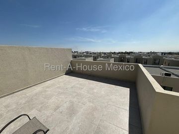 Departamento Dúplex en Venta en Zákia | Roof Garden con Pérgola SGU1337