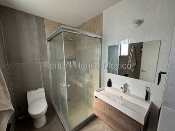 Departamento Dúplex en Venta en Zákia | Roof Garden con Pérgola SGU1337