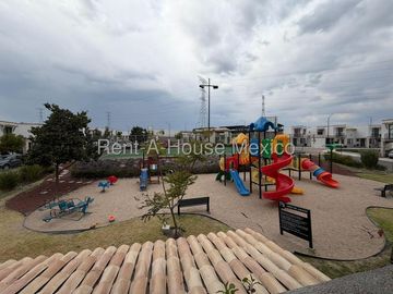 Casa en Venta en Meseta | Cocina Equipada y Patio Techado SGU2566