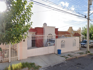 Casa en Venta en  Univ. de Salamanca 8934, Lomas Universidad, Juventud Nte, 31123 Chihuahua, Chih.