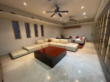 HERMOSA CASA EN RENTA VACACIONAL CON HELIPUERTO EN ACAPULCO