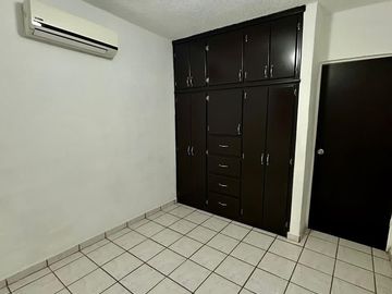 CASA EN RENTA EN VILLA BONITA RESIDENCIAL
