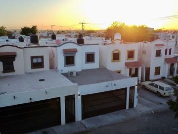 CASA EN RENTA EN VILLA BONITA RESIDENCIAL