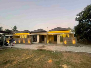 rumah baru di Seyegan dekat Rumah sakit dan Pasar Godean