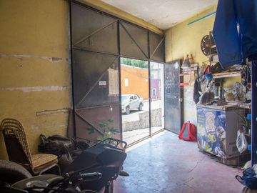 Terreno con Construcción en Venta, Lagos de Moreno, Jalisco