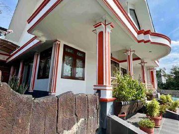 ( TENGAH KOTA ) RUMAH BESAR DI TANAH MAS PANGGUNG LOR SEMARANG UTARA