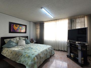 VENDO CASA EN VILLA ALSACIA BOGOTÁ