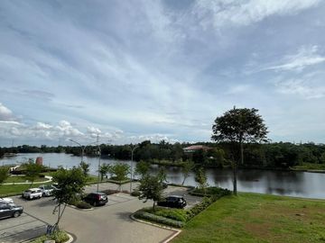 Apartemen 3 Kamar Tidur View Danau – CasaComo Shila at Sawangan