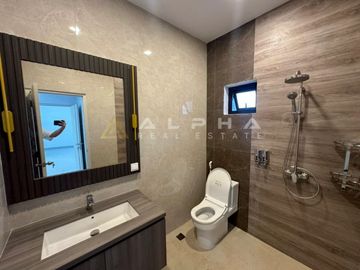 Dijual Rumah Baru Full Renovasi Siap Huni di Beverly Batam Center