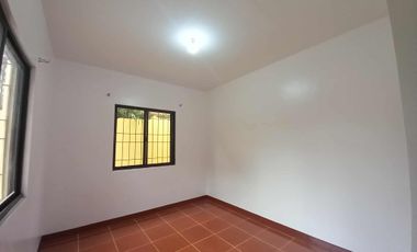 Pre-Owned Bungalow House and Lot For Sale in Patutong Malaki North Tagaytay City (outside subd)-MC
