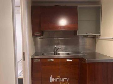 For Sale 3 Bedroom in The Salcedo Park Condominium, Makati City