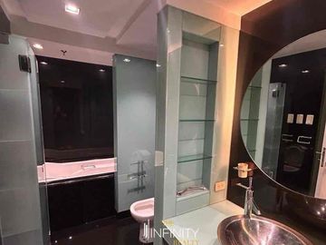 For Sale 3 Bedroom in The Salcedo Park Condominium, Makati City