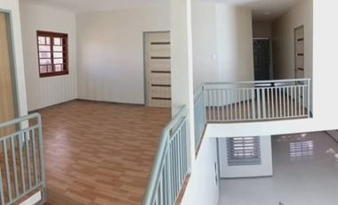 House and Lot For Sale in Foggy Heights Subd in Tagaytay City (near china bank)-MC