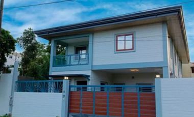 House and Lot For Sale in Foggy Heights Subd in Tagaytay City (near china bank)-MC