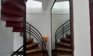 Pre-Owned House and Lot For Sale in Mendez Crossing East Tagaytay City (with airbnb business)-MC
