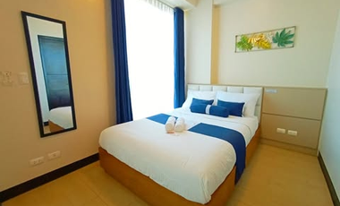 【For SALE】8 Newtown  Boulevard 12th floor Executive studio with Bathtub and Balcony. FREE ACCESS TO MACTAN NEWTOWN BEACH!!