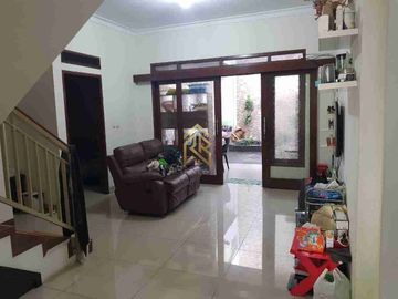 Rumah dijual di Turangga Buahbatu Batununggal Full Furnish Kota Bandung