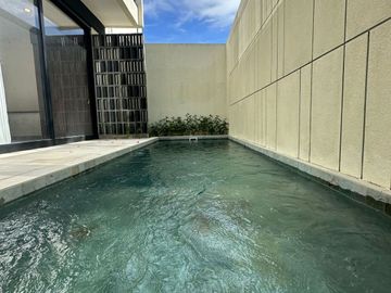 Fully Furnished Villa Di Green Kori Kerobokan Dekat Pantai Batu Belig