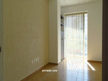 Oficina en renta Centro Sur Queretaro atras del CAM