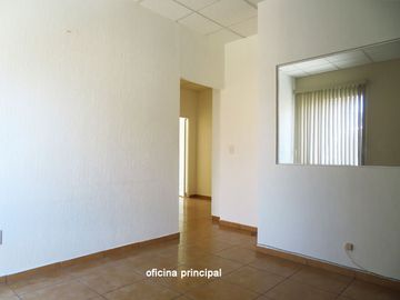 Oficina en renta Centro Sur Queretaro atras del CAM