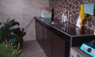 House and Lot For Sale in Tagaytay Heights Subd in Tagaytay City (near mahoganya)-MC