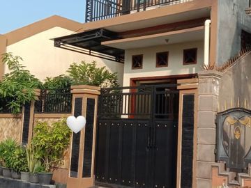 Rumah Mewah 2 Lantai Full Perabotan Lokasi Sidotopo Wetan Kenjeran Surabaya