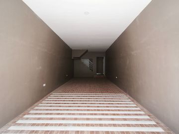 3-Storey Modern Townhouse for Sale near UP DILIMAN -MD