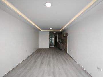 3-Storey Modern Townhouse for Sale near UP DILIMAN -MD