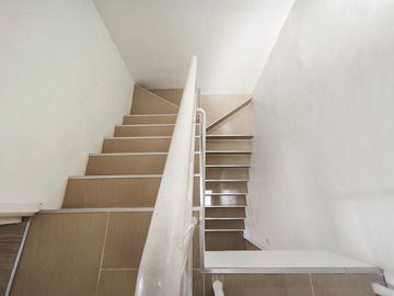 3-Storey Modern Townhouse for Sale near UP DILIMAN -MD