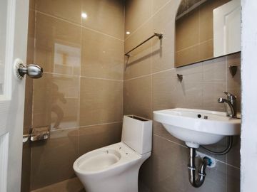Brand New Modern Townhouse for Sale in Quezon City near Commowealth-MD
