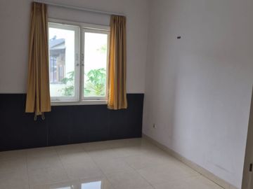 Di Jual Rumah Siap Huni di Cluster Alexandrite Gading Serpong, Tangerang