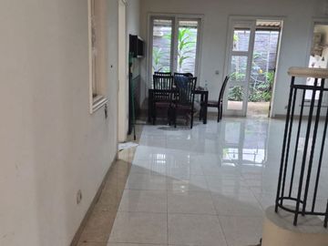 Di Jual Rumah Siap Huni di Cluster Alexandrite Gading Serpong, Tangerang
