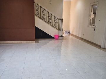 Di Jual Rumah Siap Huni di Cluster Alexandrite Gading Serpong, Tangerang