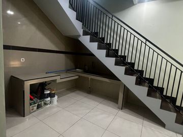Dijual rumah cantik terawat langsung huni di Pondok Pekayon Indah, Bekasi